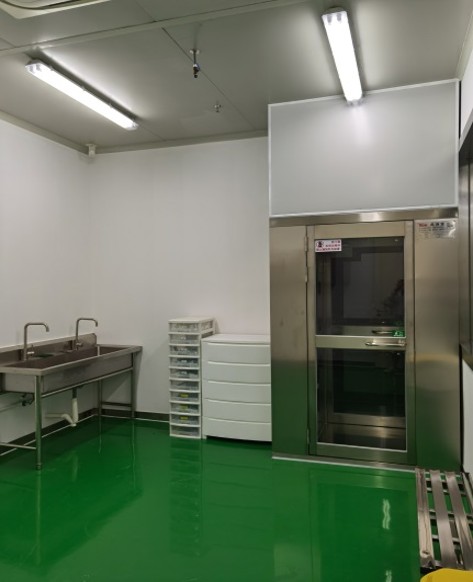Clean Room Loading Room